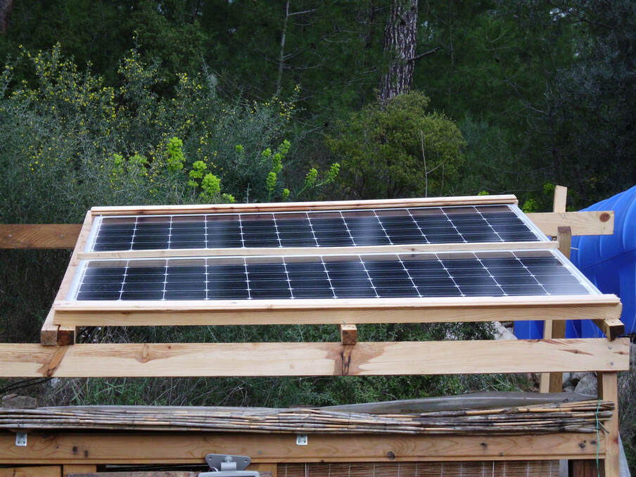 Solar Power, an Idiot's Guide. - THE MUD HOME